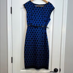 ⚫️ Connected Apparel Blue and Black Patterned Belted Dress Size 8
